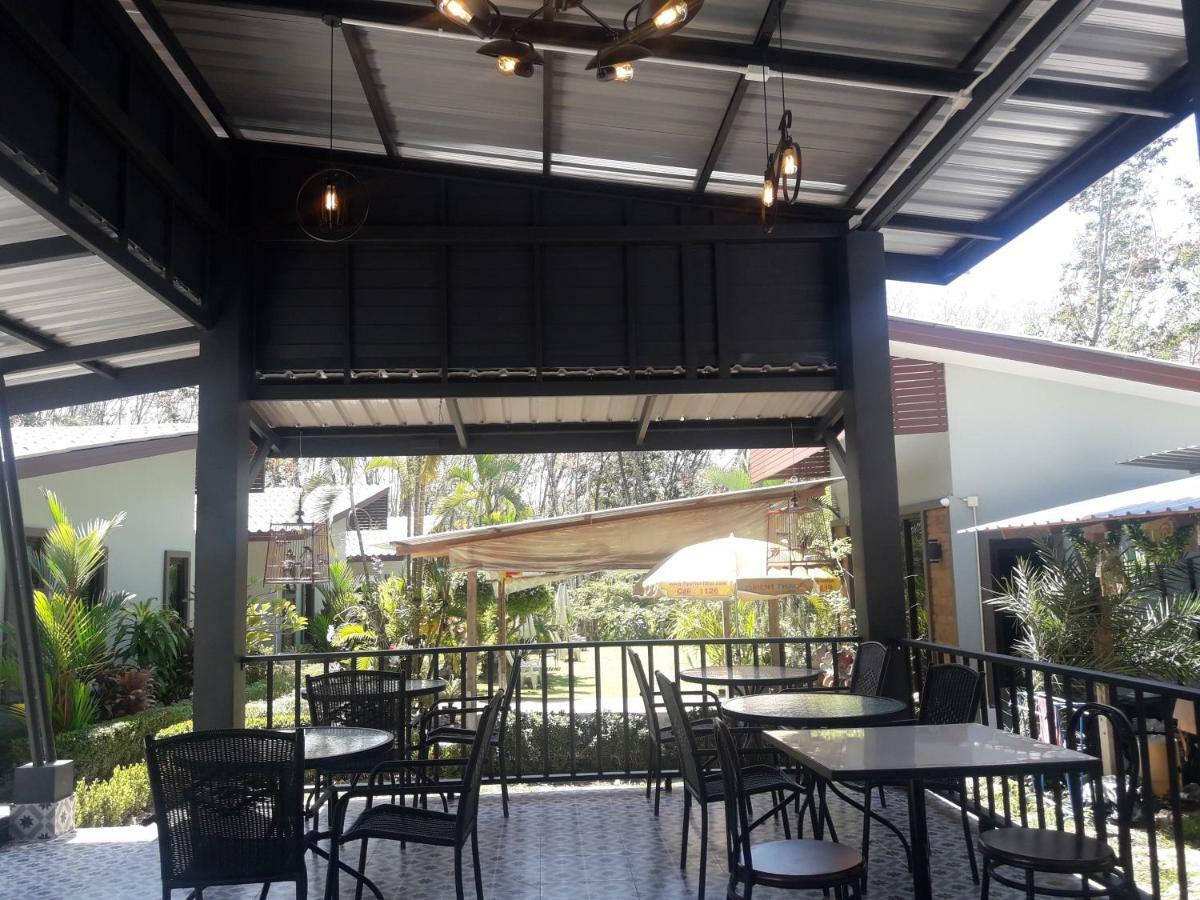 Phuket Sirinapha Resort Nai Yang Beach Exteriér fotografie